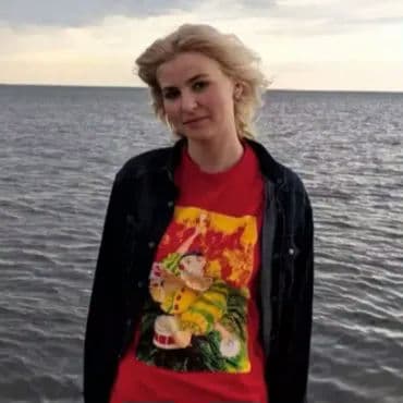 Соколова Юлия Олеговна (Соколова Юлія Олегівна)